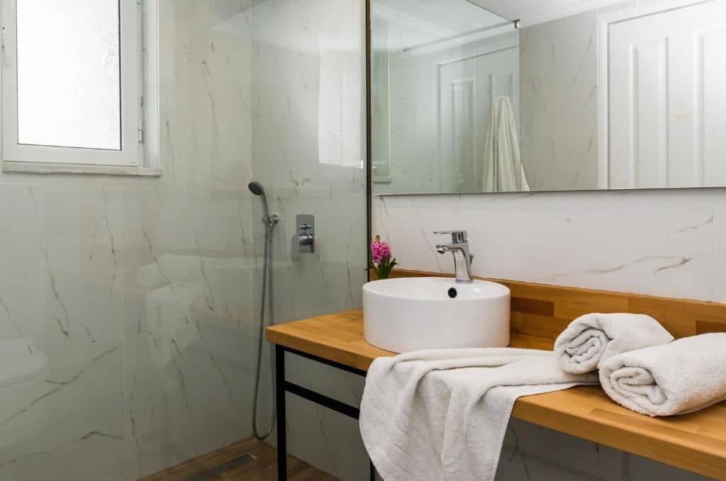 rooms-superior-double-room-balcony-or-terrace