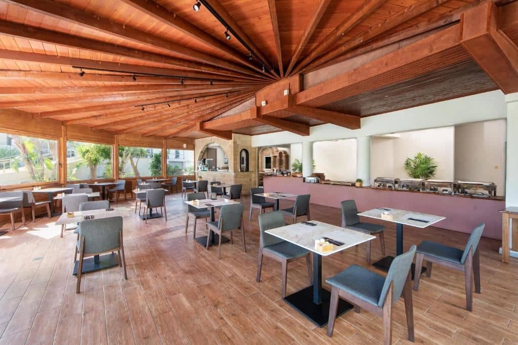 restaurants-restaurants
