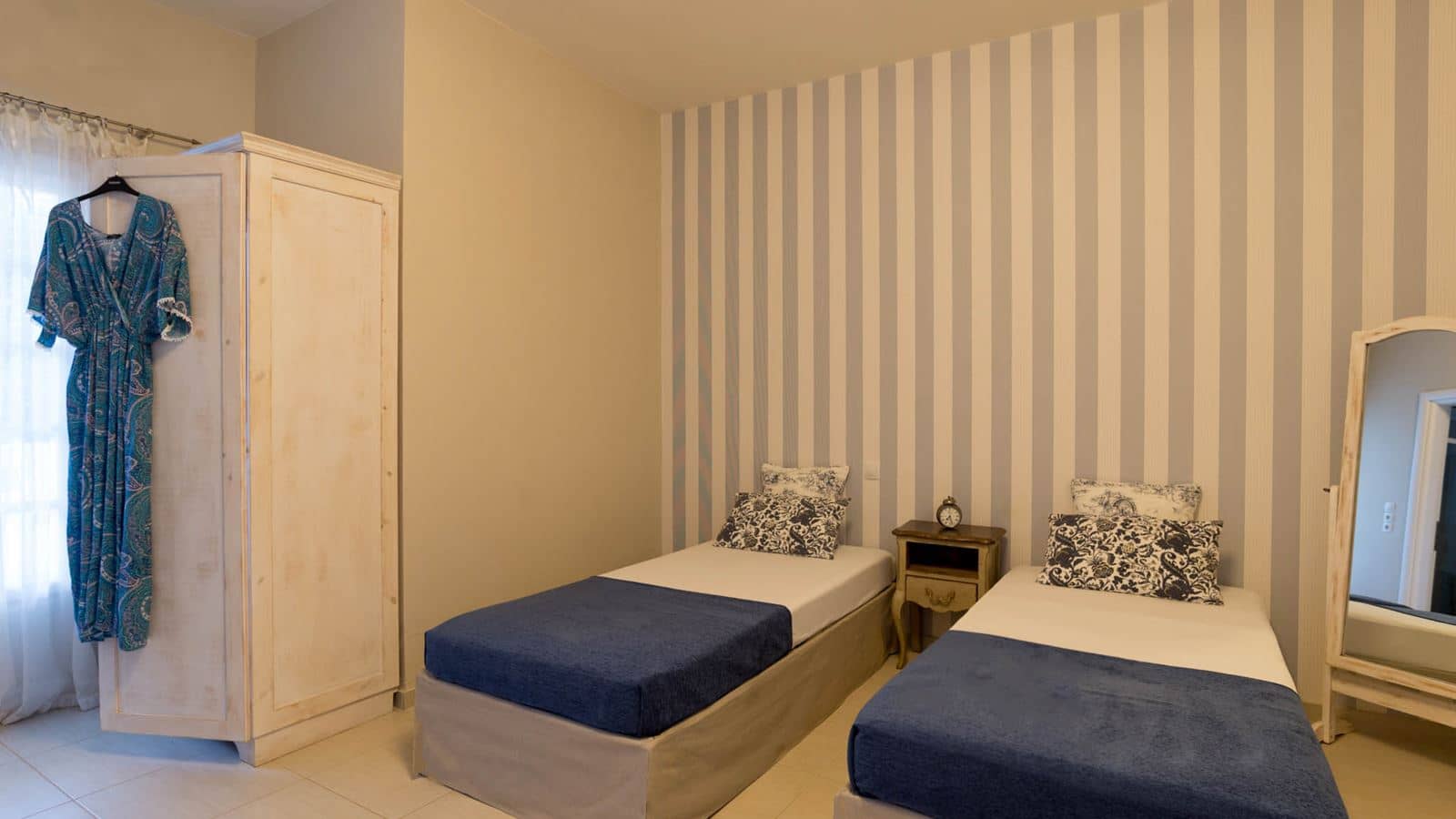 rooms-studio-superior-twindouble-balcony-or-terrace