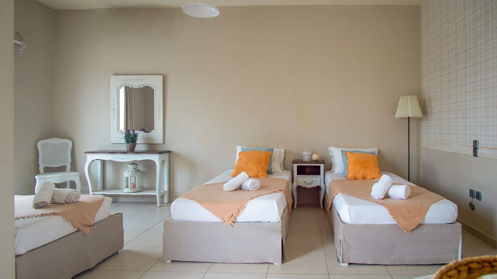rooms-studio-superior-triple-balcony-or-terrace
