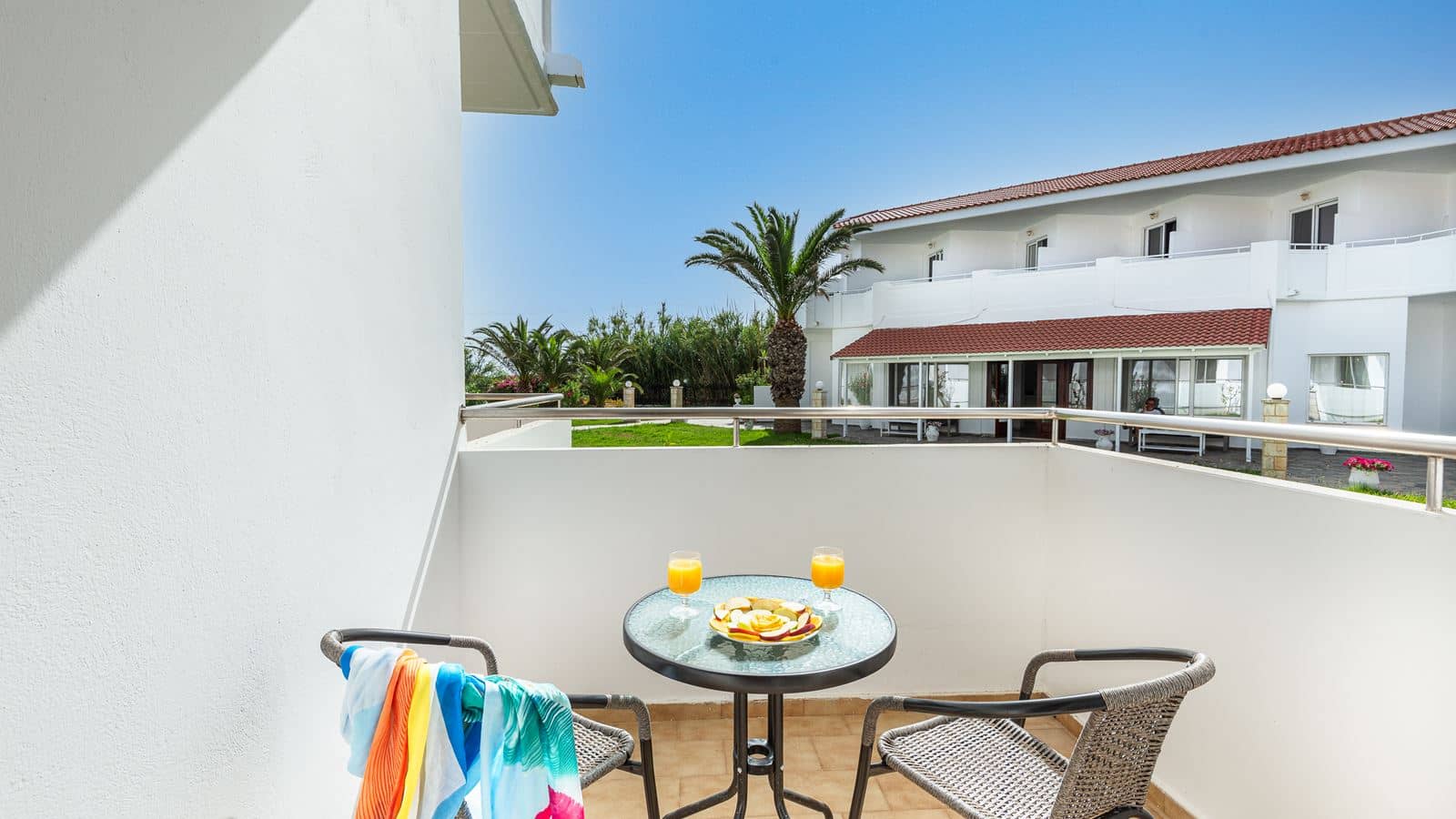 rooms-classic-double-garden-view