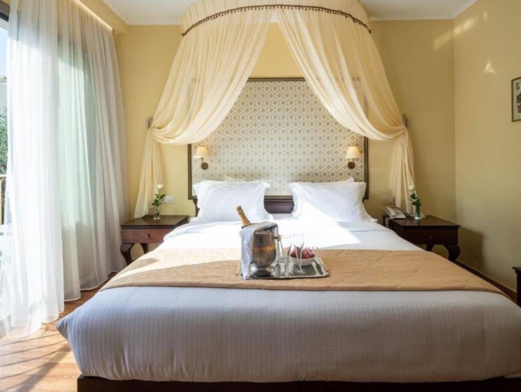 rooms-triple-room