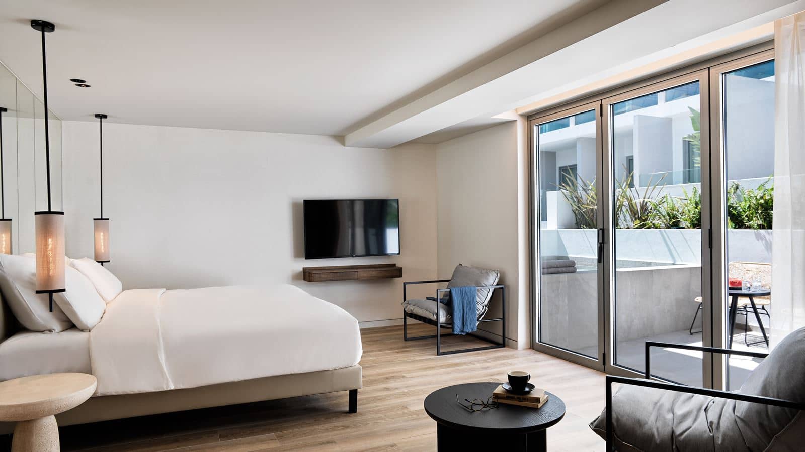 rooms-suite-relax-with-plunge-pool
