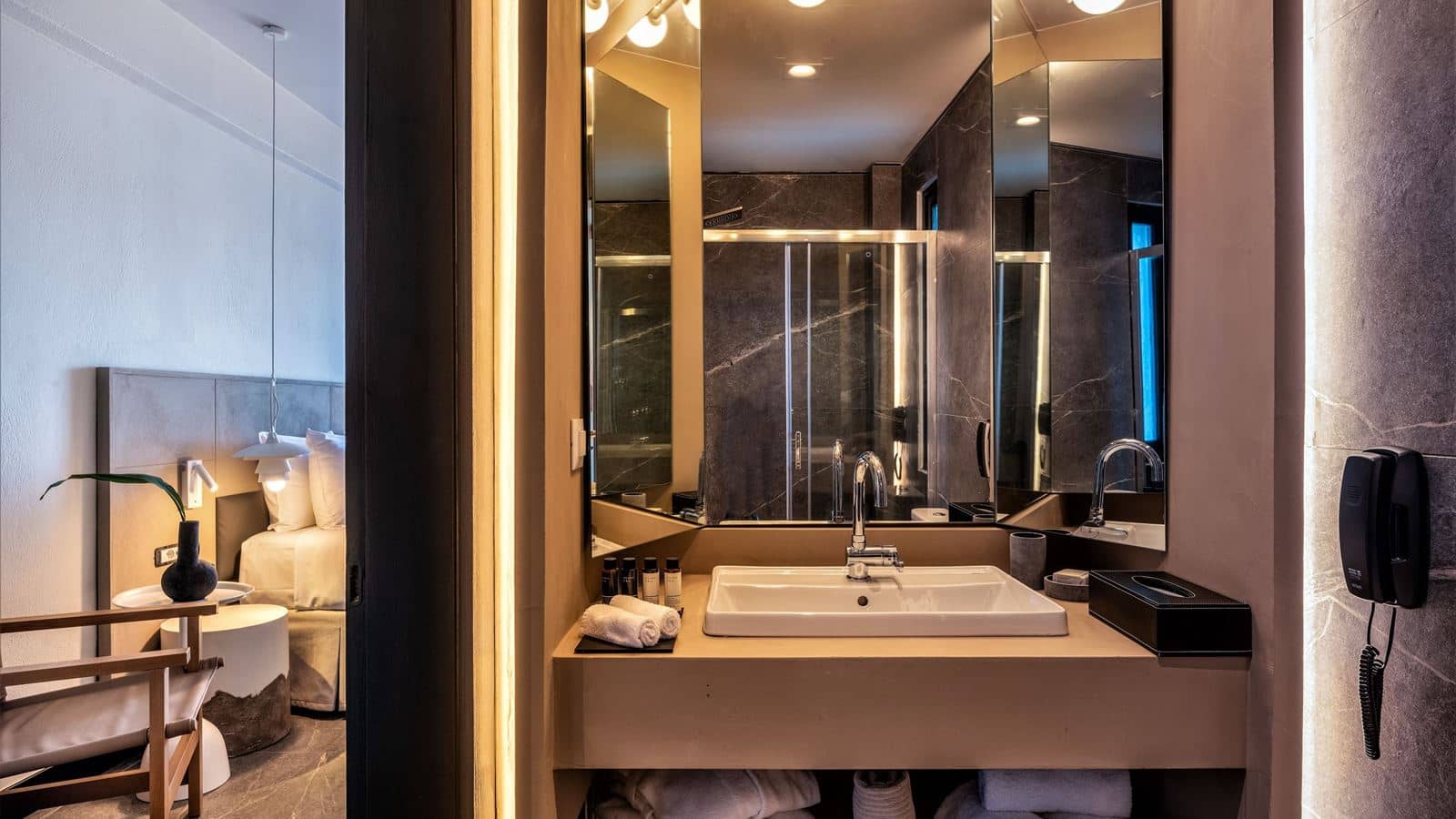 rooms-sapphire-nest