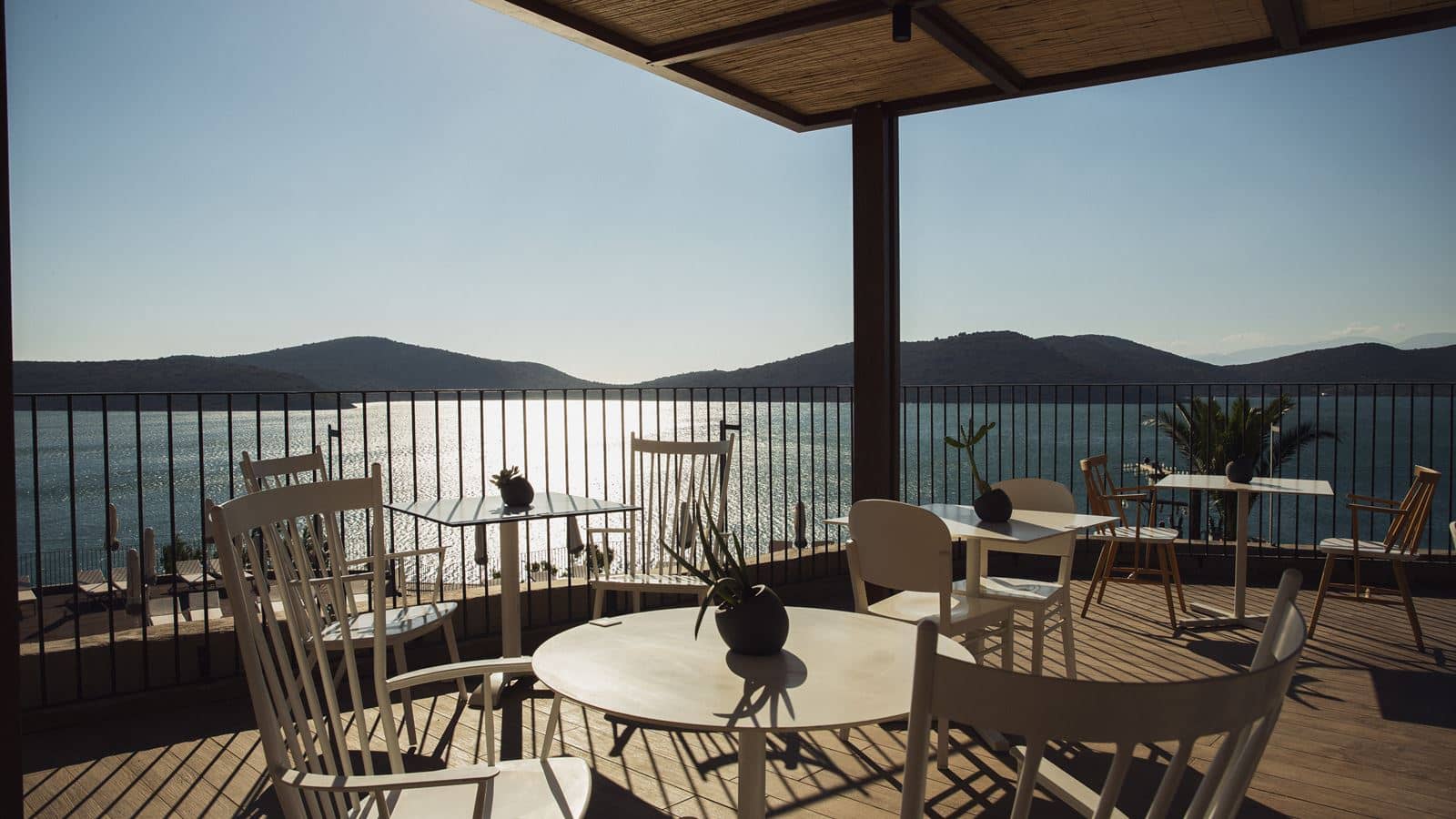 restaurants-island-main-restaurant