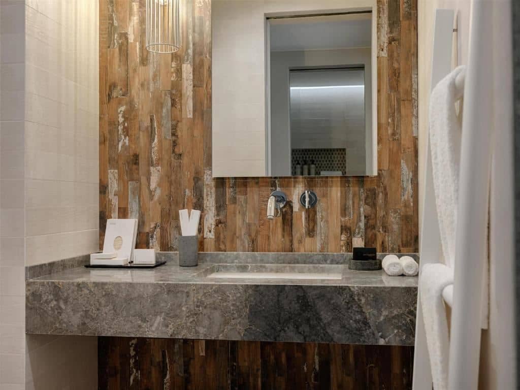 rooms-sapphire-zen-suite-with-sharing-pool