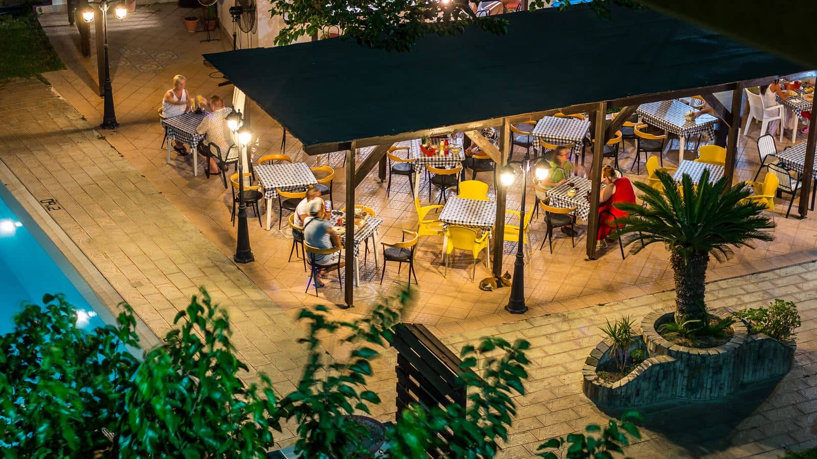 restaurants-snack-main-restaurant
