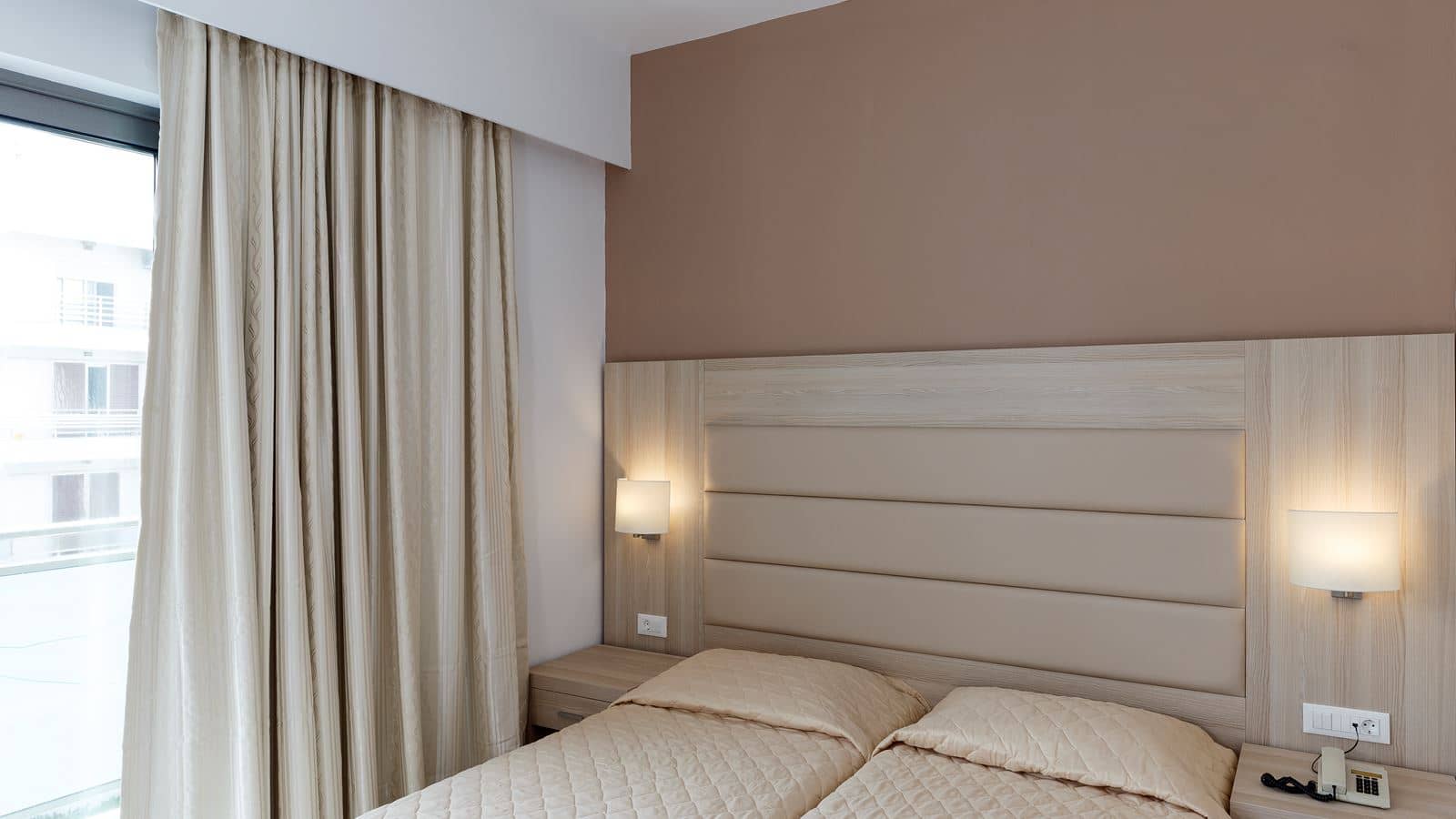 rooms-double-room-land-view