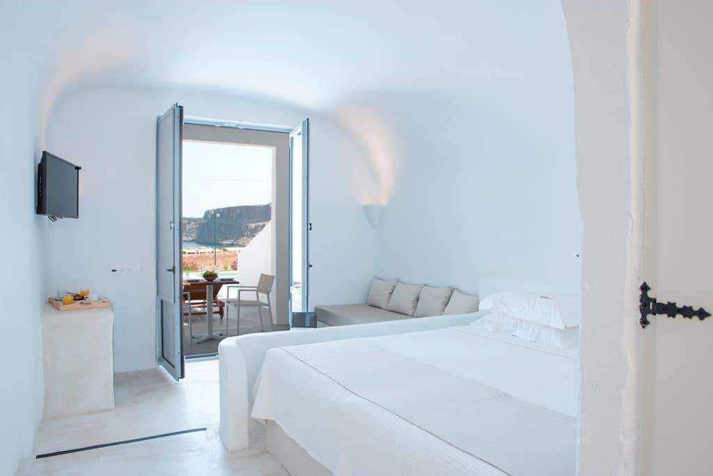 rooms-superior-doubletwin-room-balcony-or-terrace