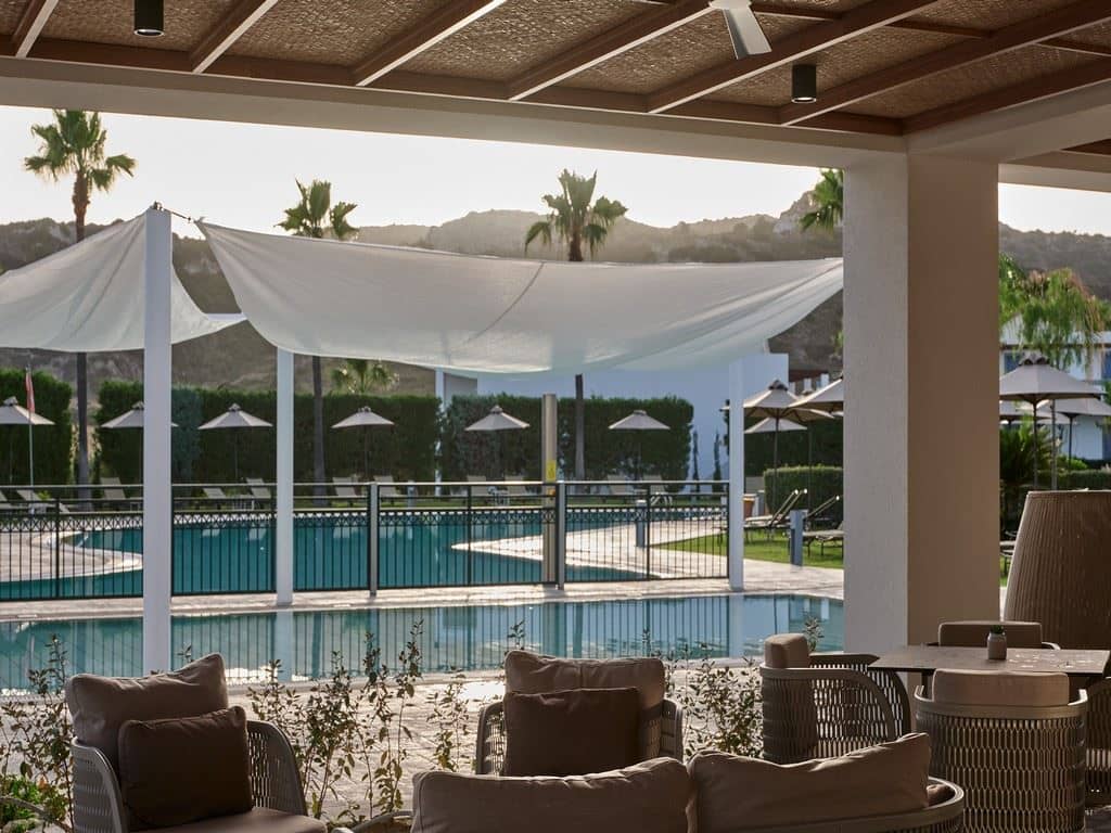 bars-azul-pool-bar