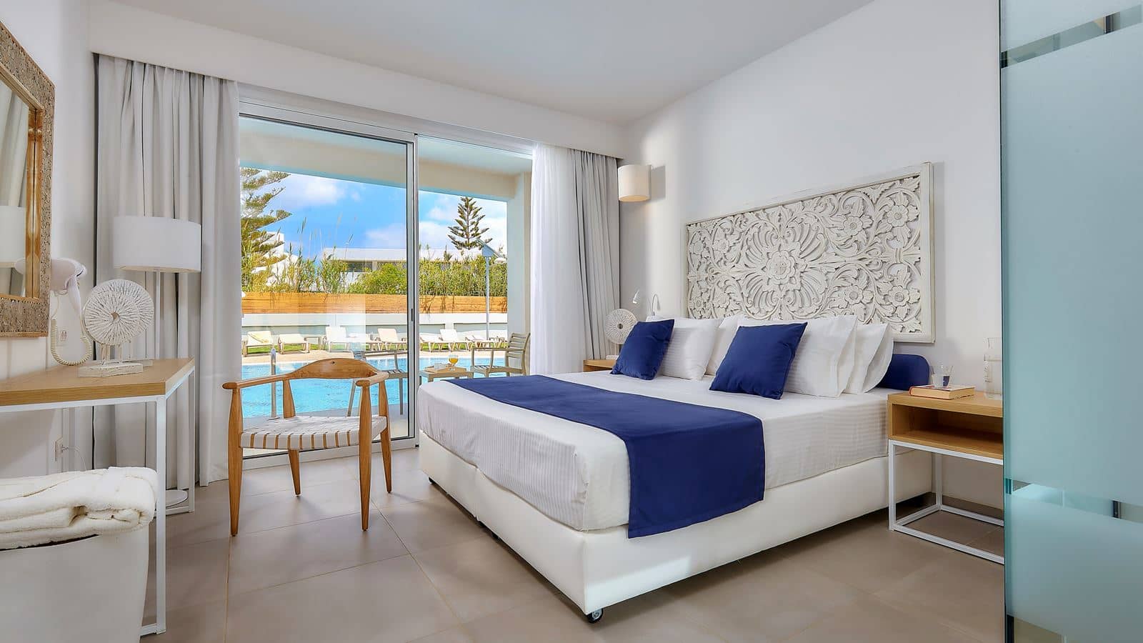 rooms-suite-junior-sharedpool
