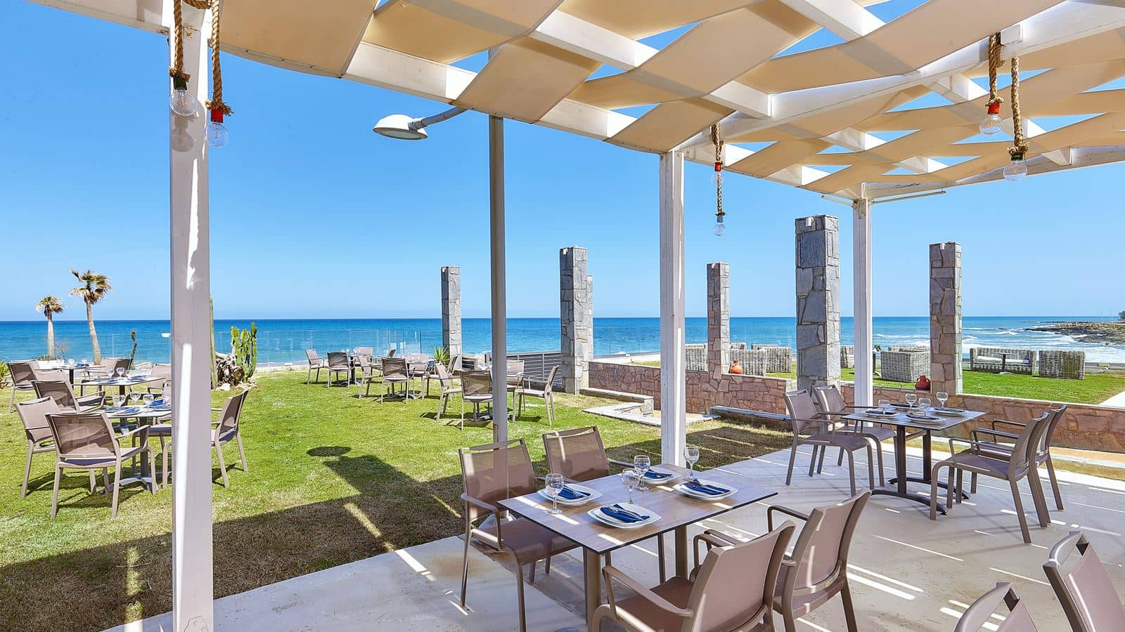restaurants-beach-restaurant