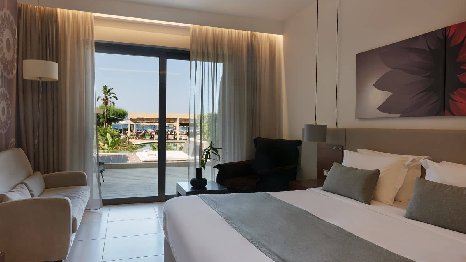 rooms-superior-lagoon-swim-out