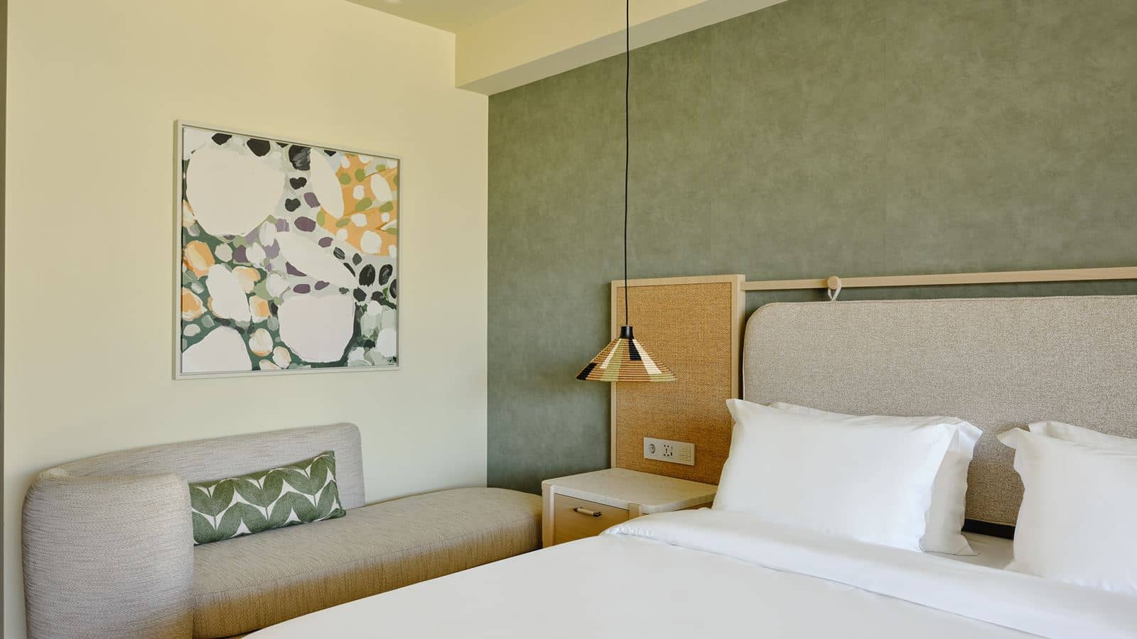 rooms-deluxe-inland-view