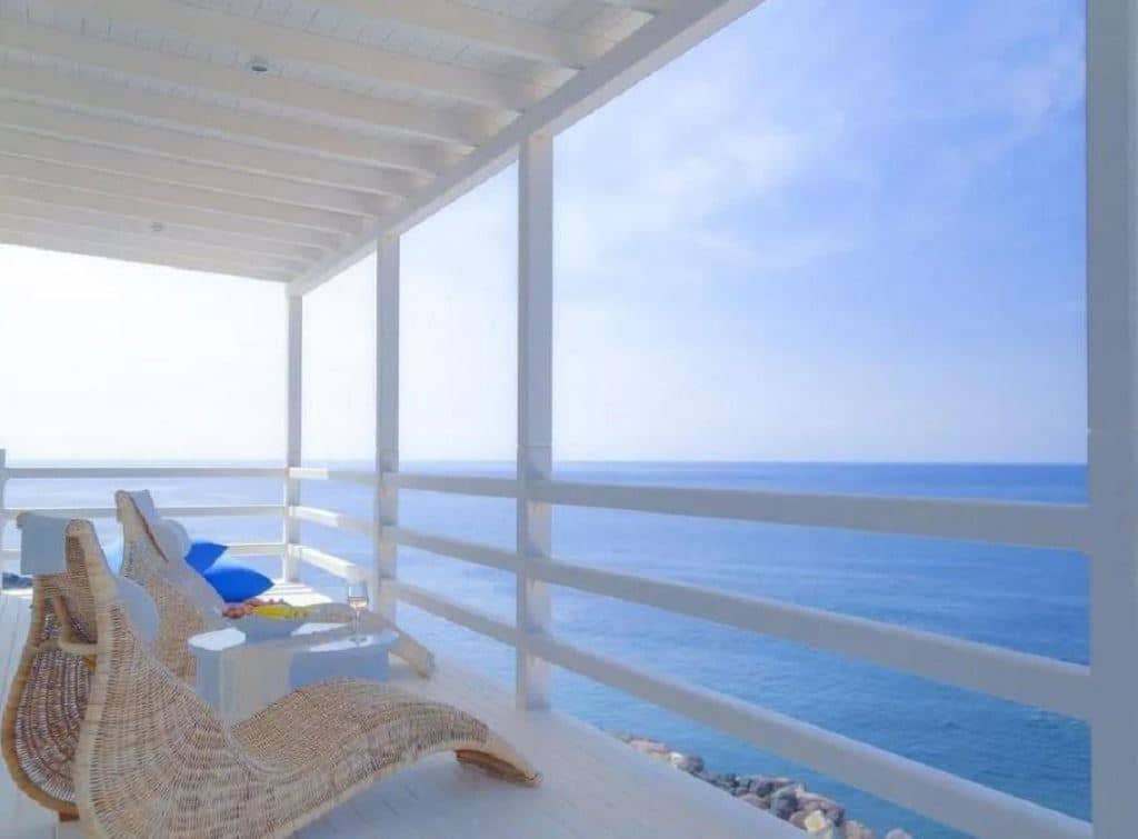 rooms-notos-suite-sea-view