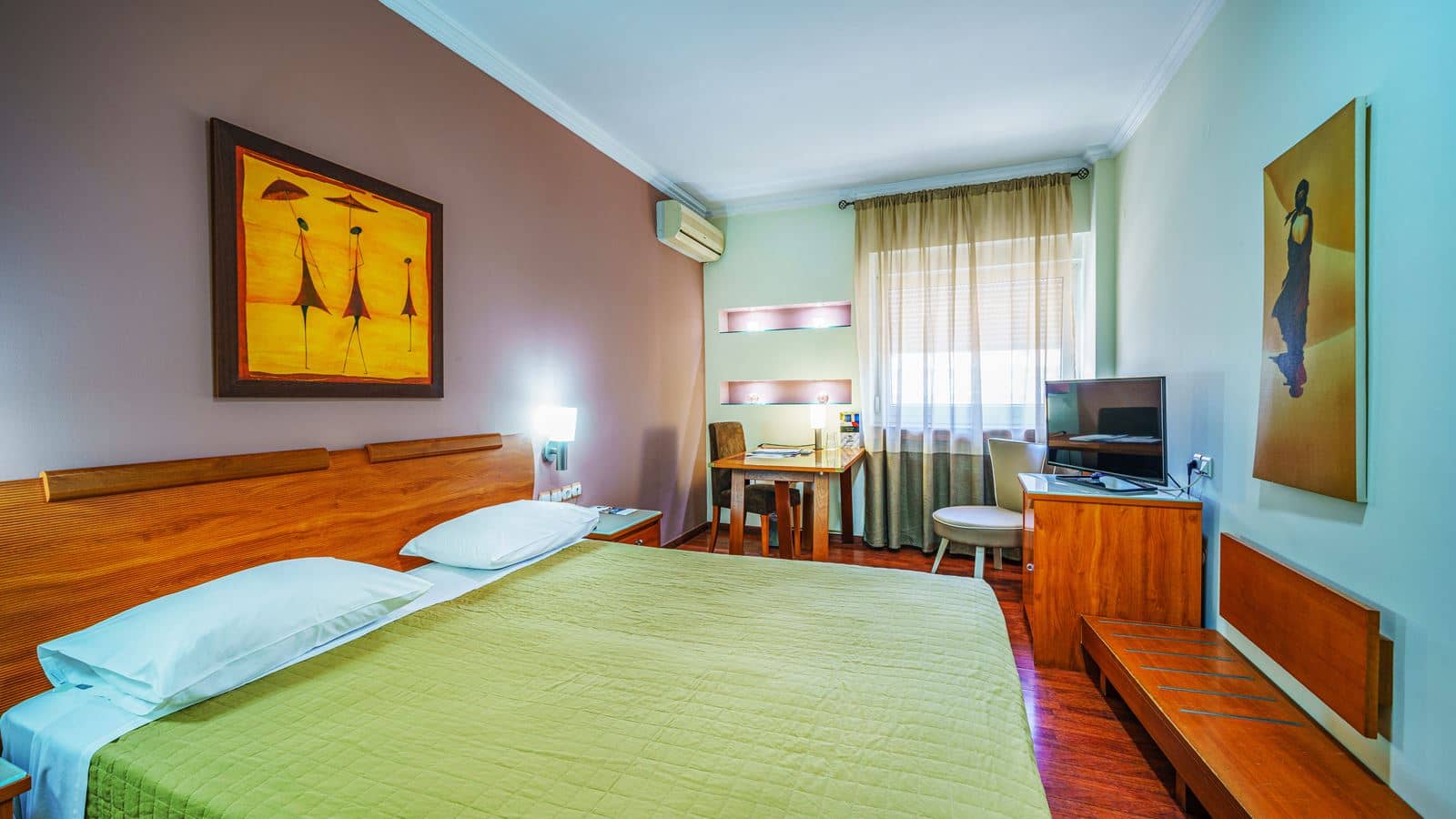 rooms-business-room