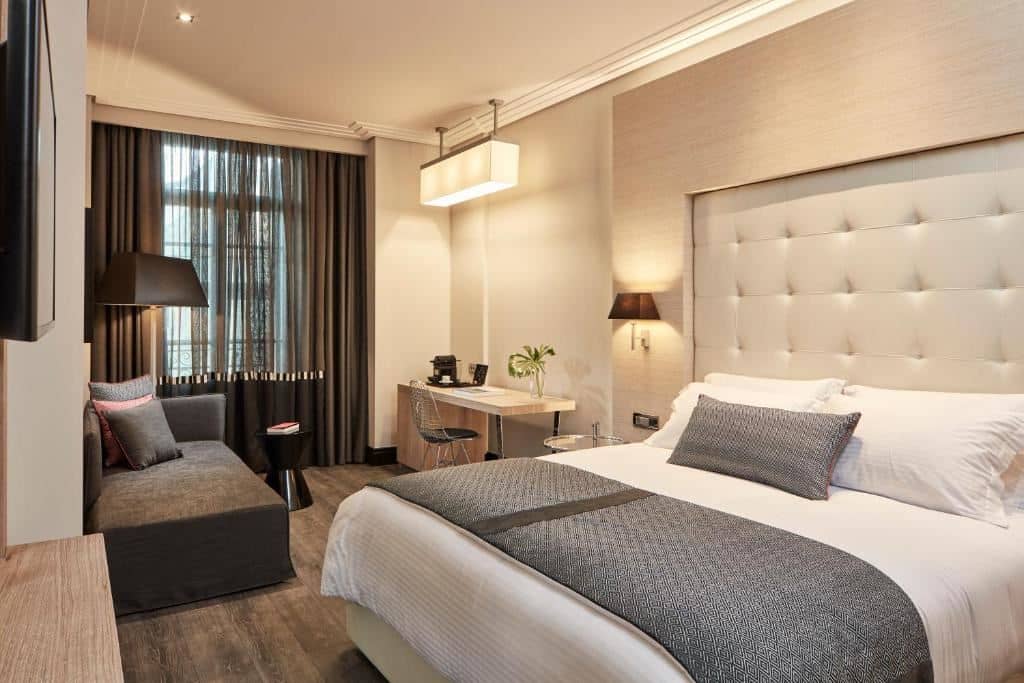 rooms-superior-junior-suite