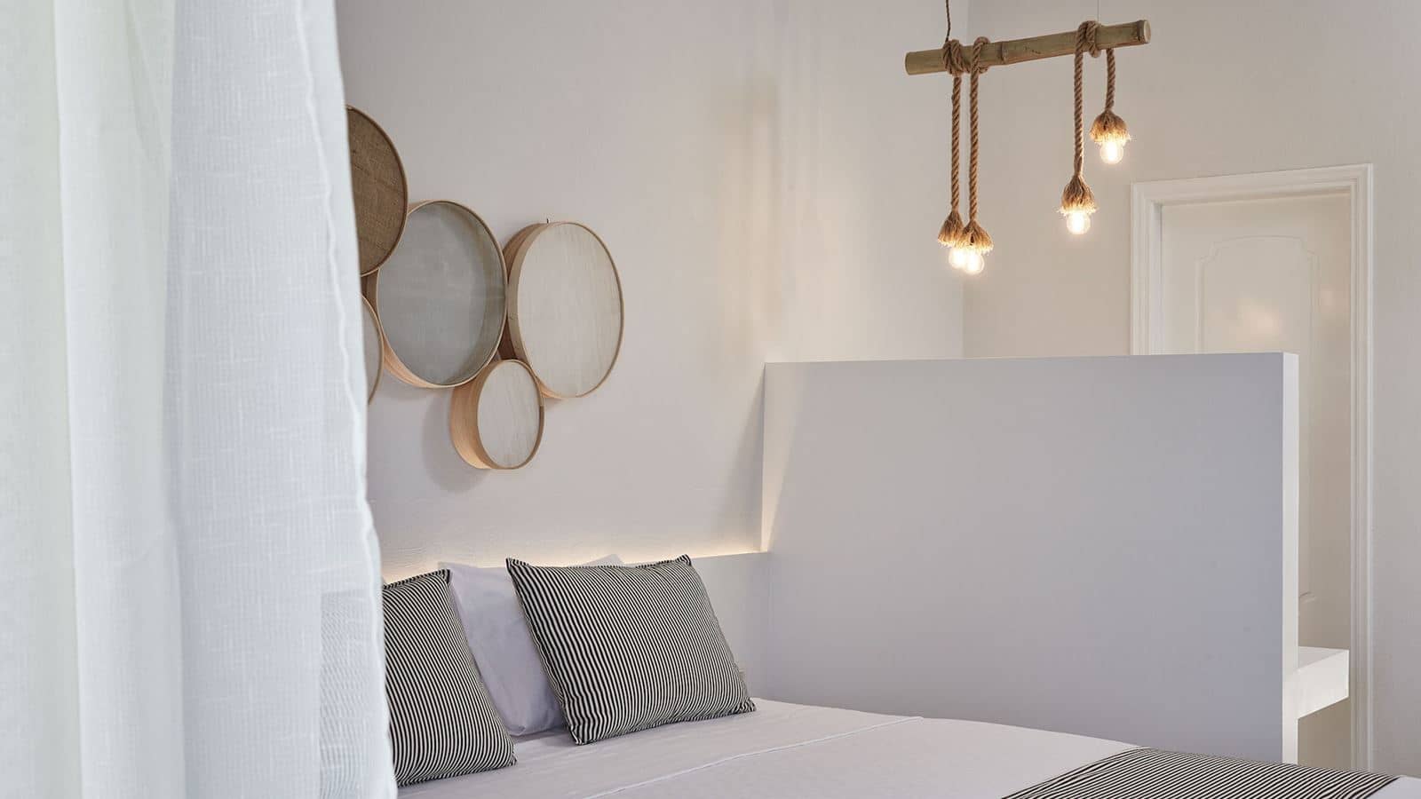 rooms-premium-double-room-garden-view-balcony