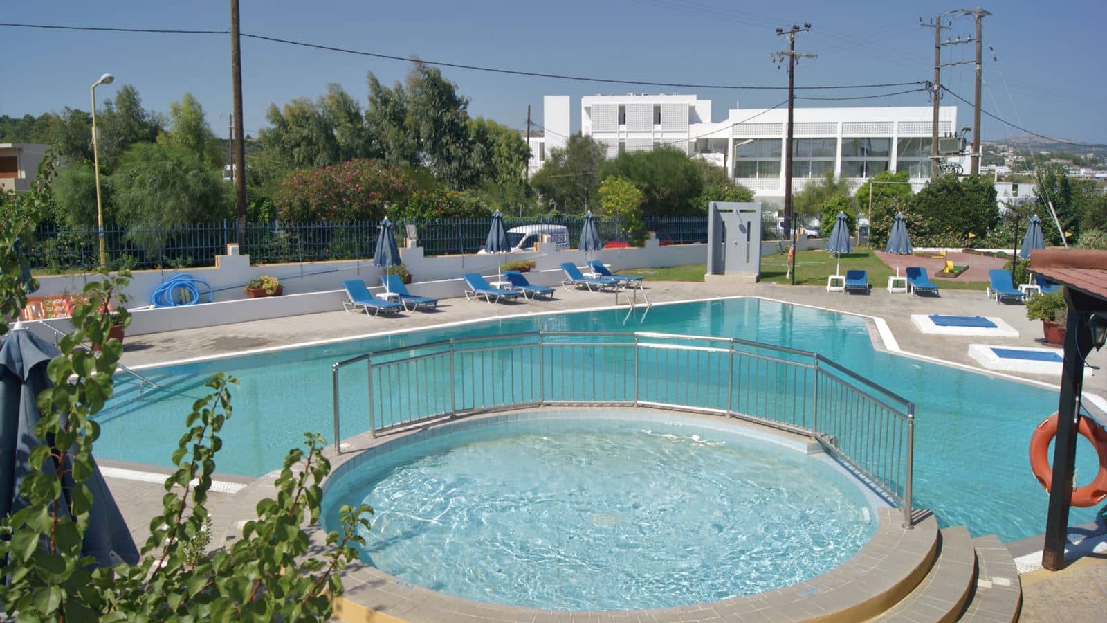 pools-outdoor-pool