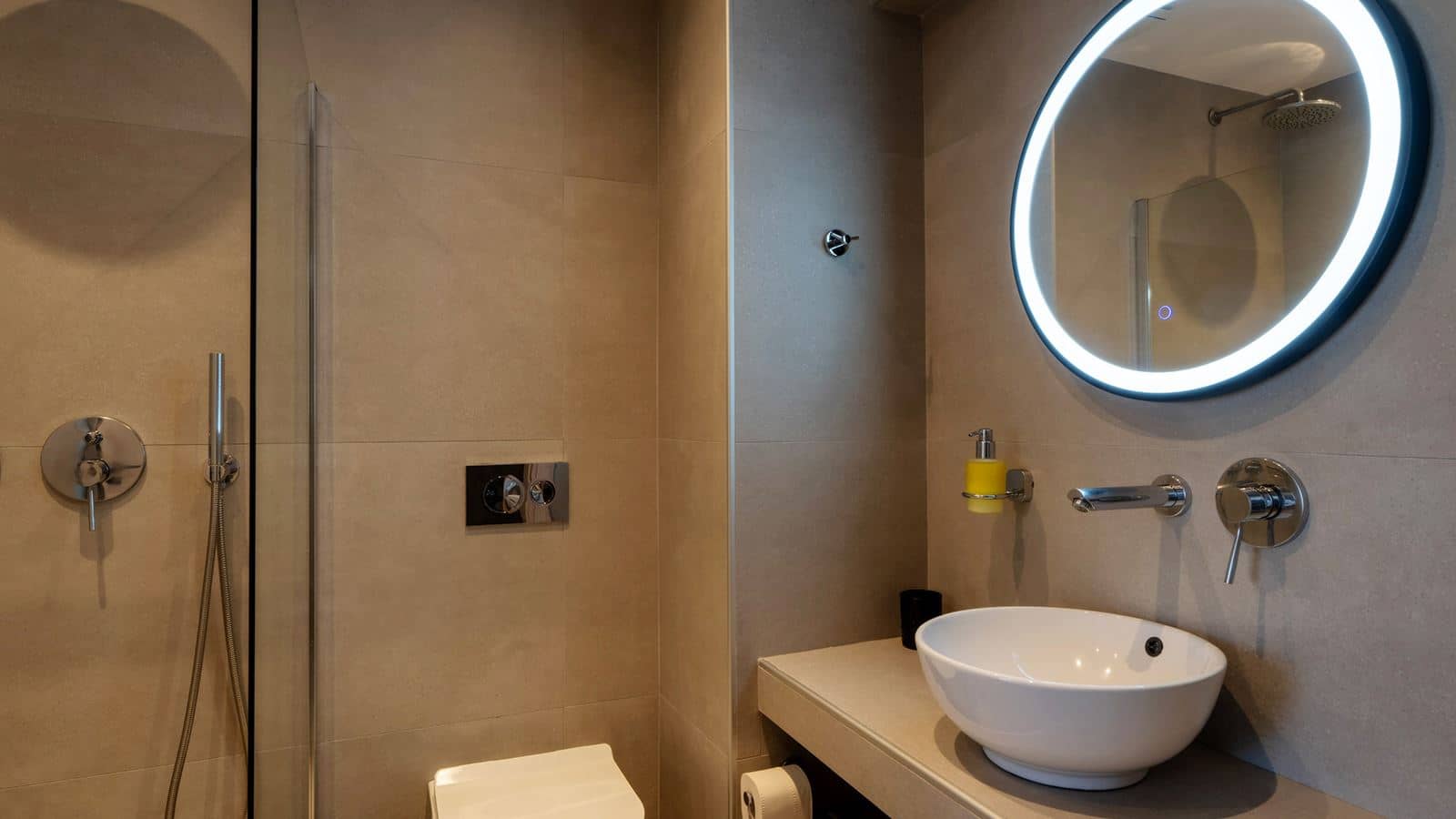 rooms-room-superior-double-balcony-or-terrace