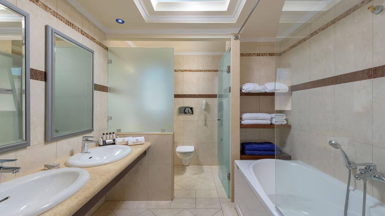 rooms-deluxe-villa-with-pool--signature-collection