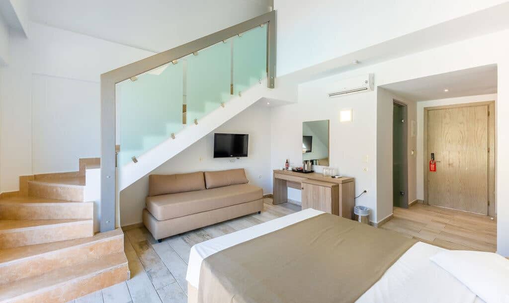 rooms-1-bedroom-maisonette-45m2-adults-only