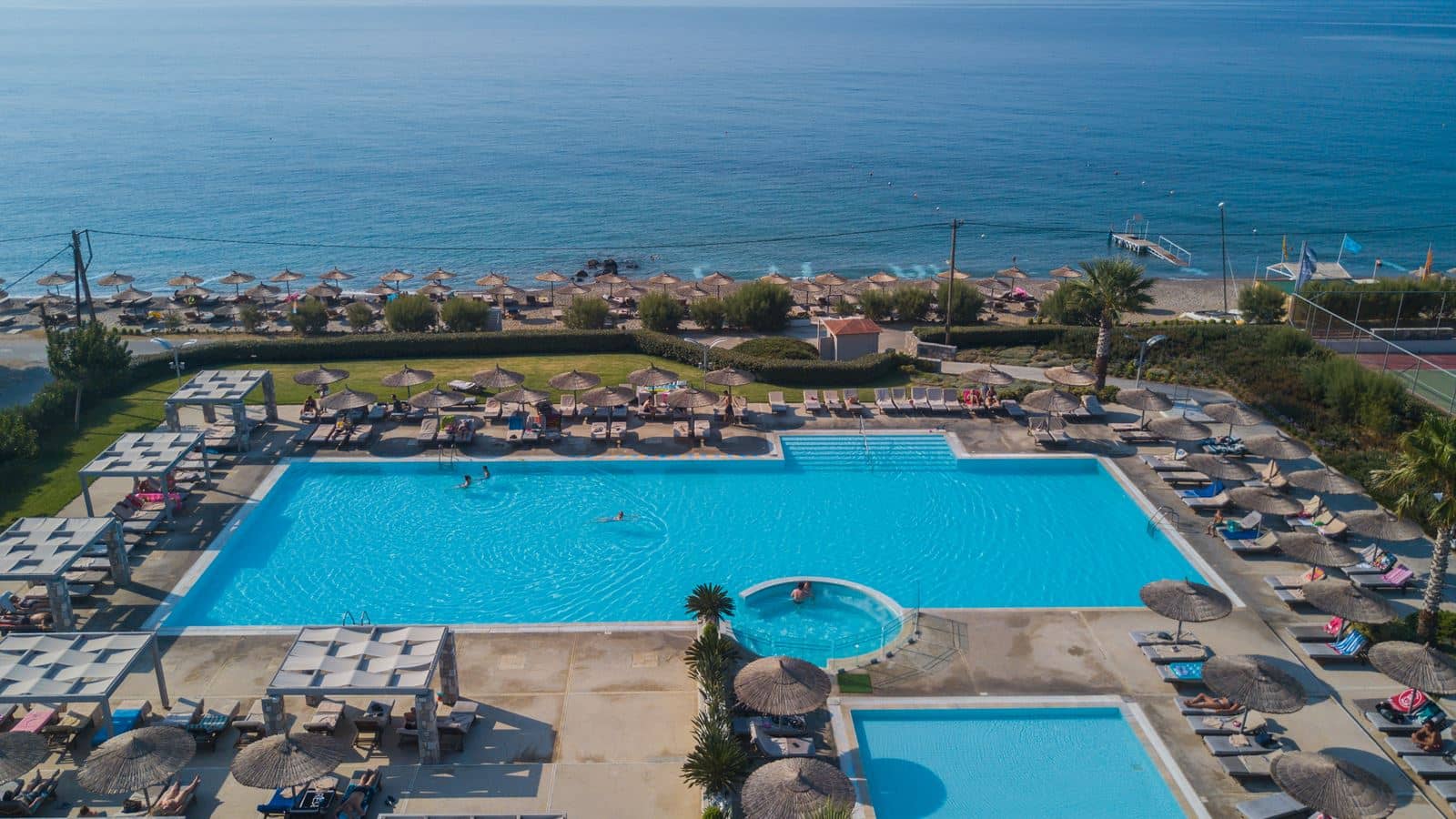 pools-outdoor-pool