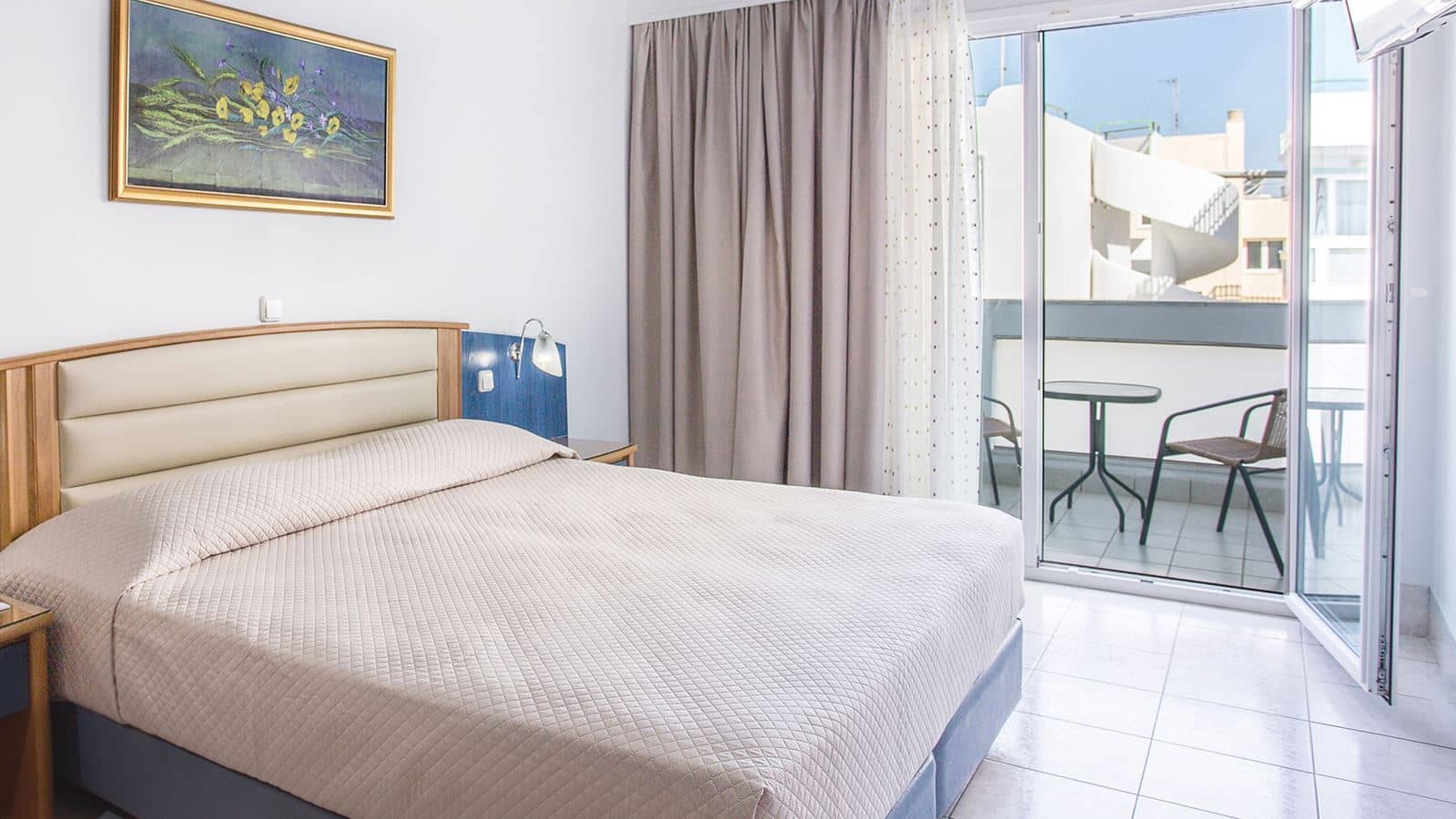 rooms-twin-room-inland-view
