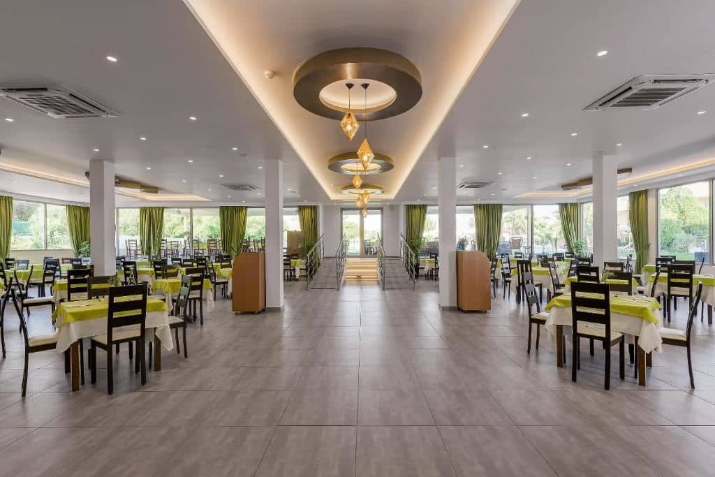 restaurants-main-restaurant