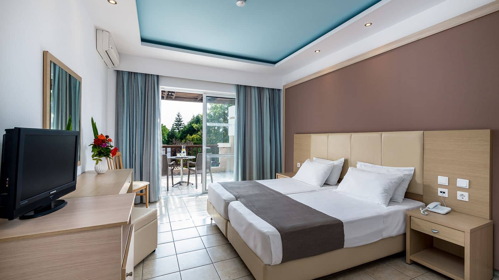 rooms-double-room-garden-or-pool-view-with-balcony-or-terrace