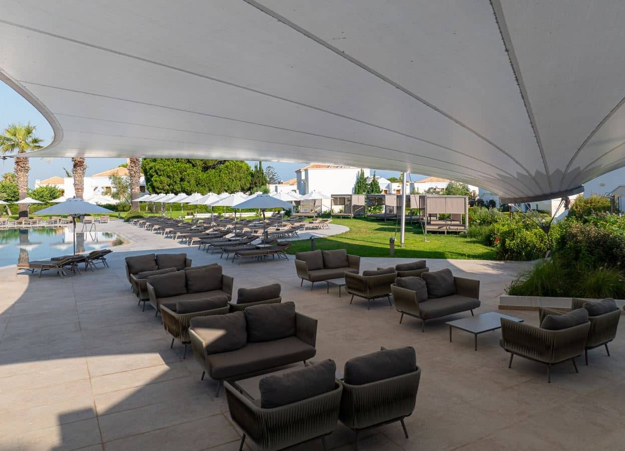 bars-palace-pool-bar