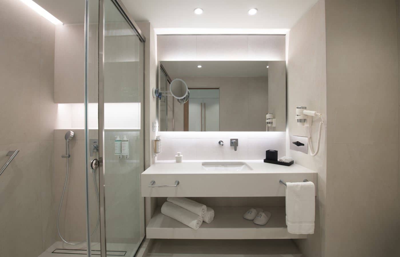 rooms-deluxe-twin-room-private-pool