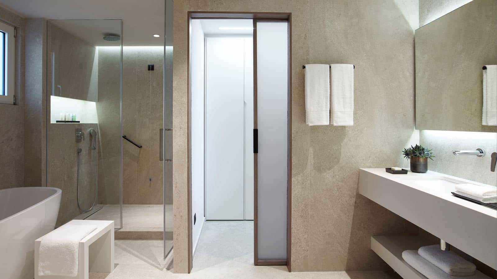 rooms-luxury-suite-2-bedrooms-seaview-balcony-or-terrace