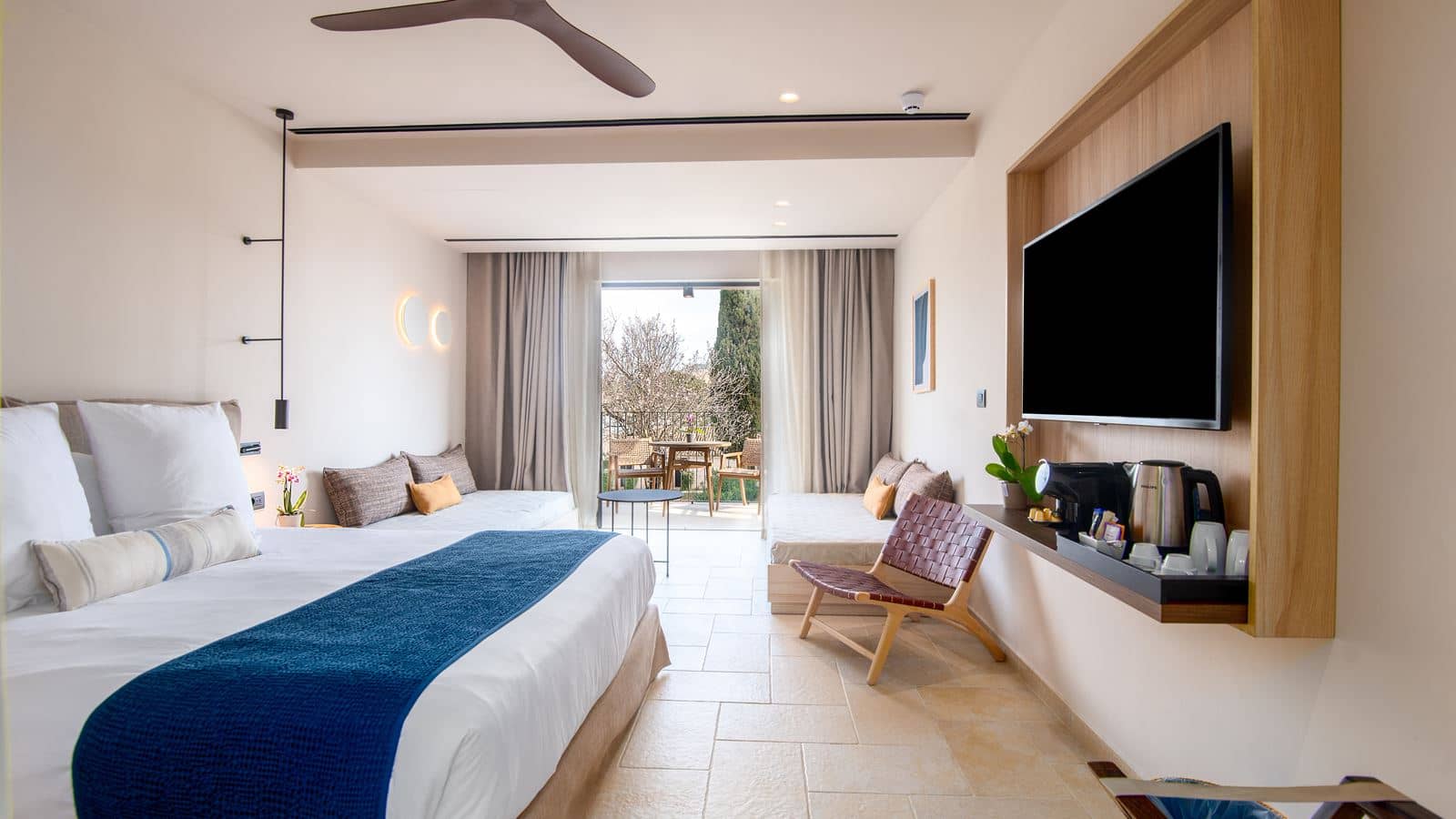 rooms-bungalow-beach-front
