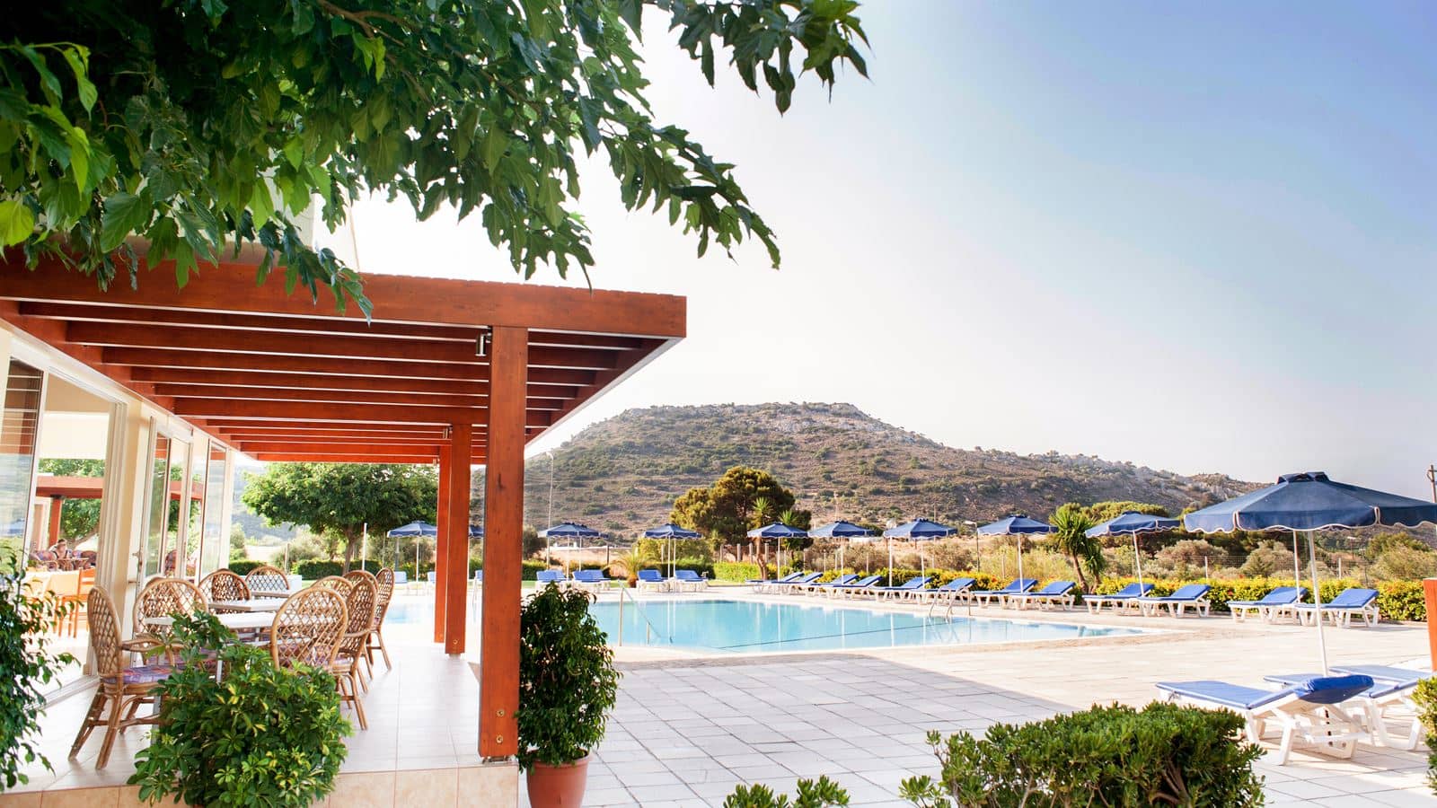 pools-outdoor-pool