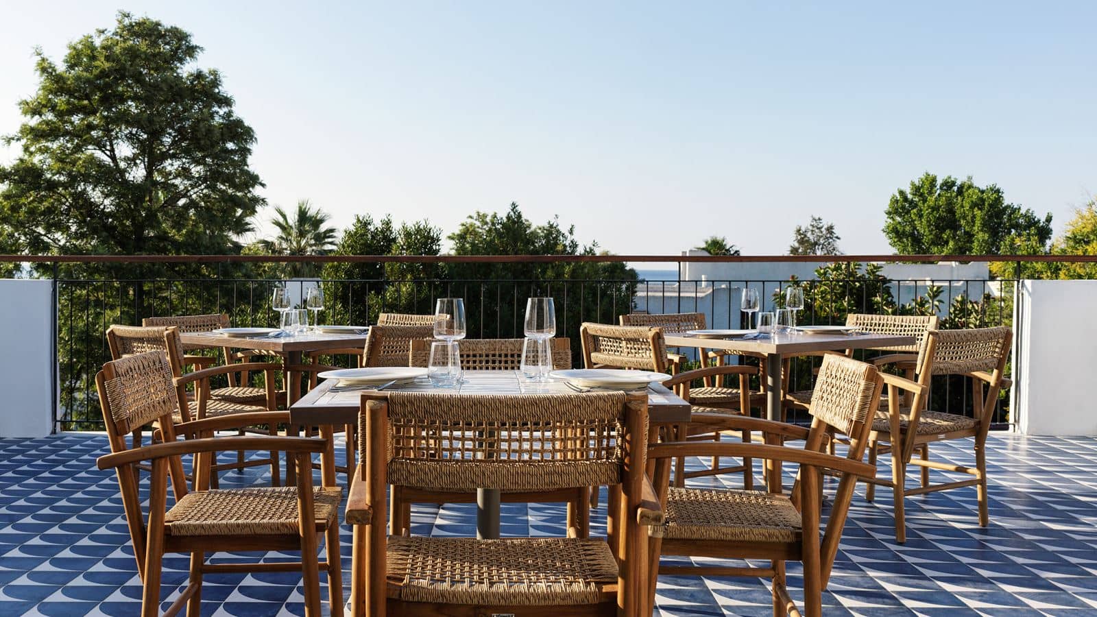 restaurants-meze-restaurant