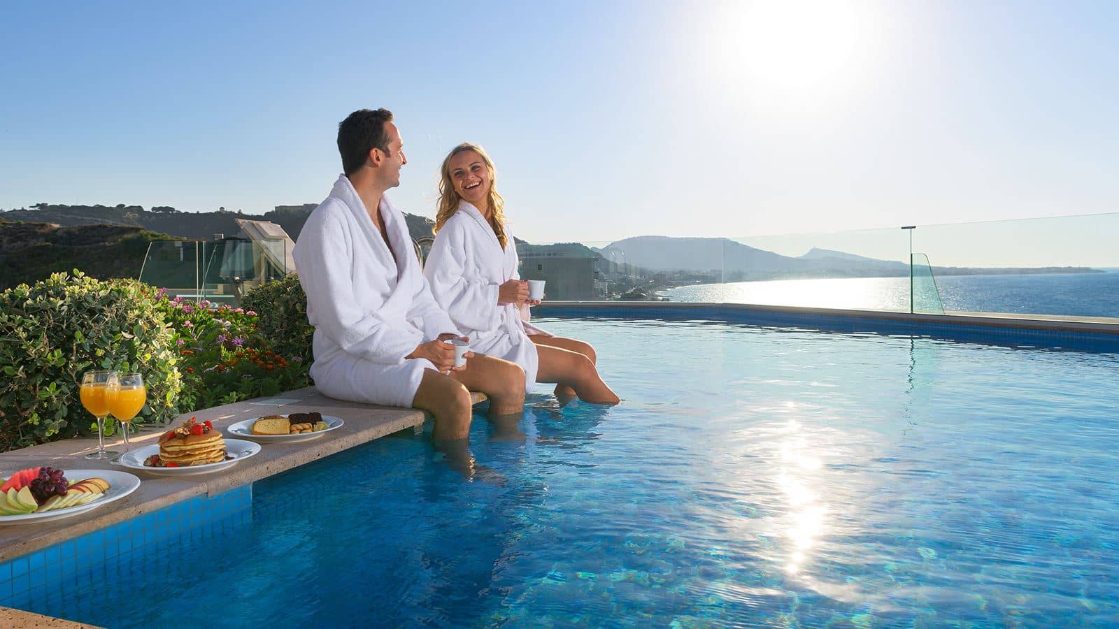 rooms-presidential-suite-sea-view-with-personal-pool-signature-collection