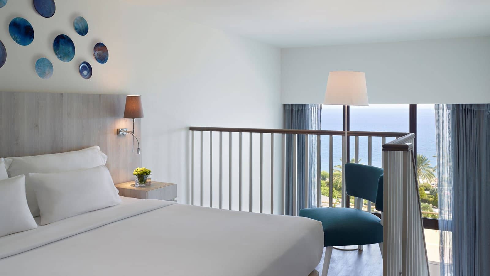 rooms-suite-duplex-sea-view-balcony