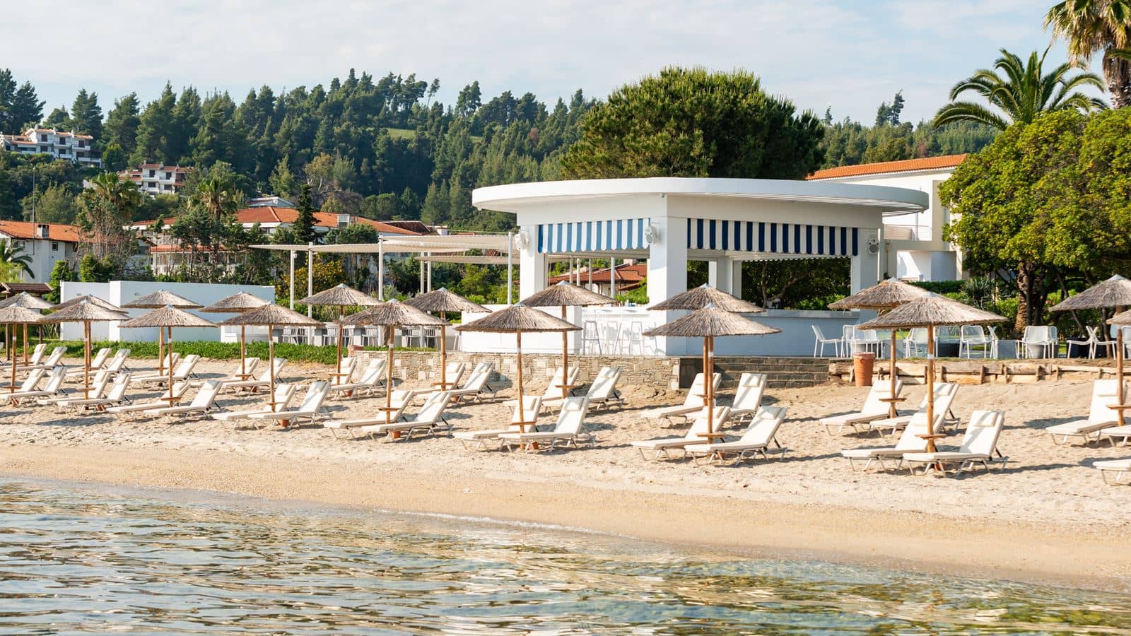 bars-ninemia-beach-bar