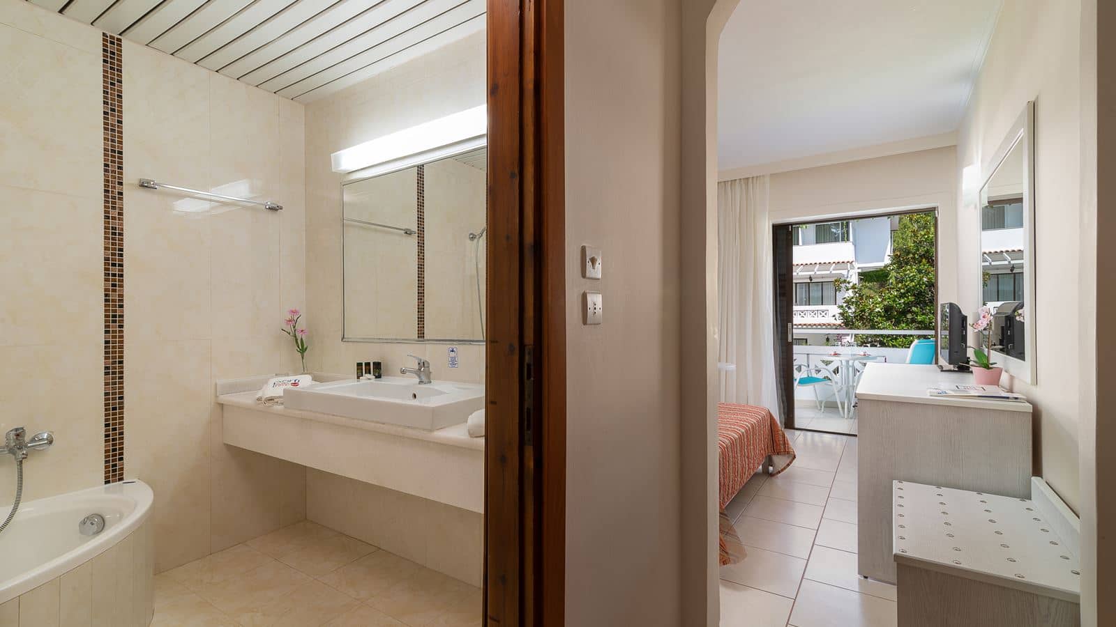 rooms-double-standard-room