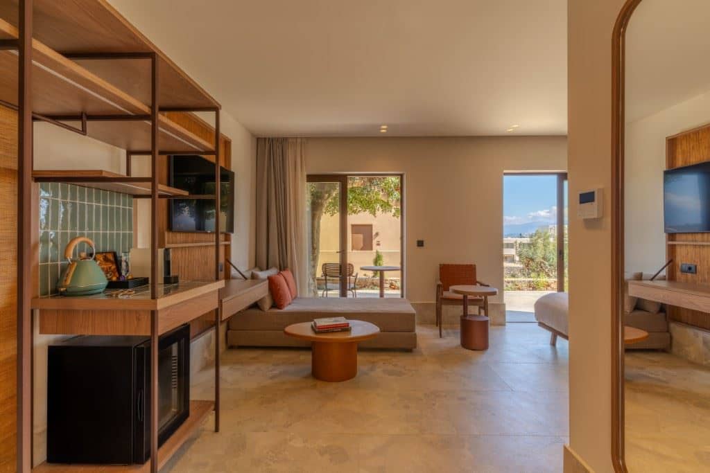 rooms-loft-mountain-view