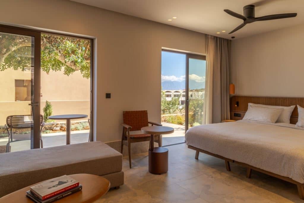 rooms-loft-plunge-pool-sea-view