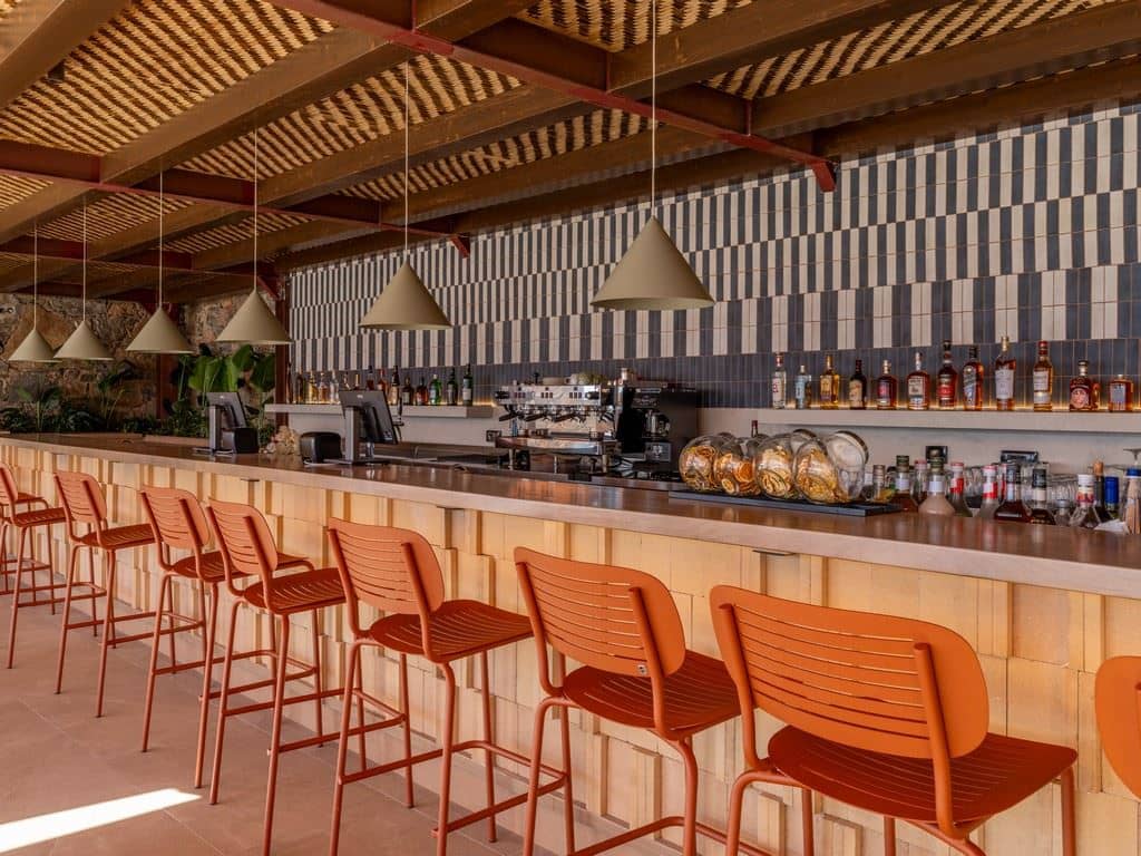 bars-pool-bar