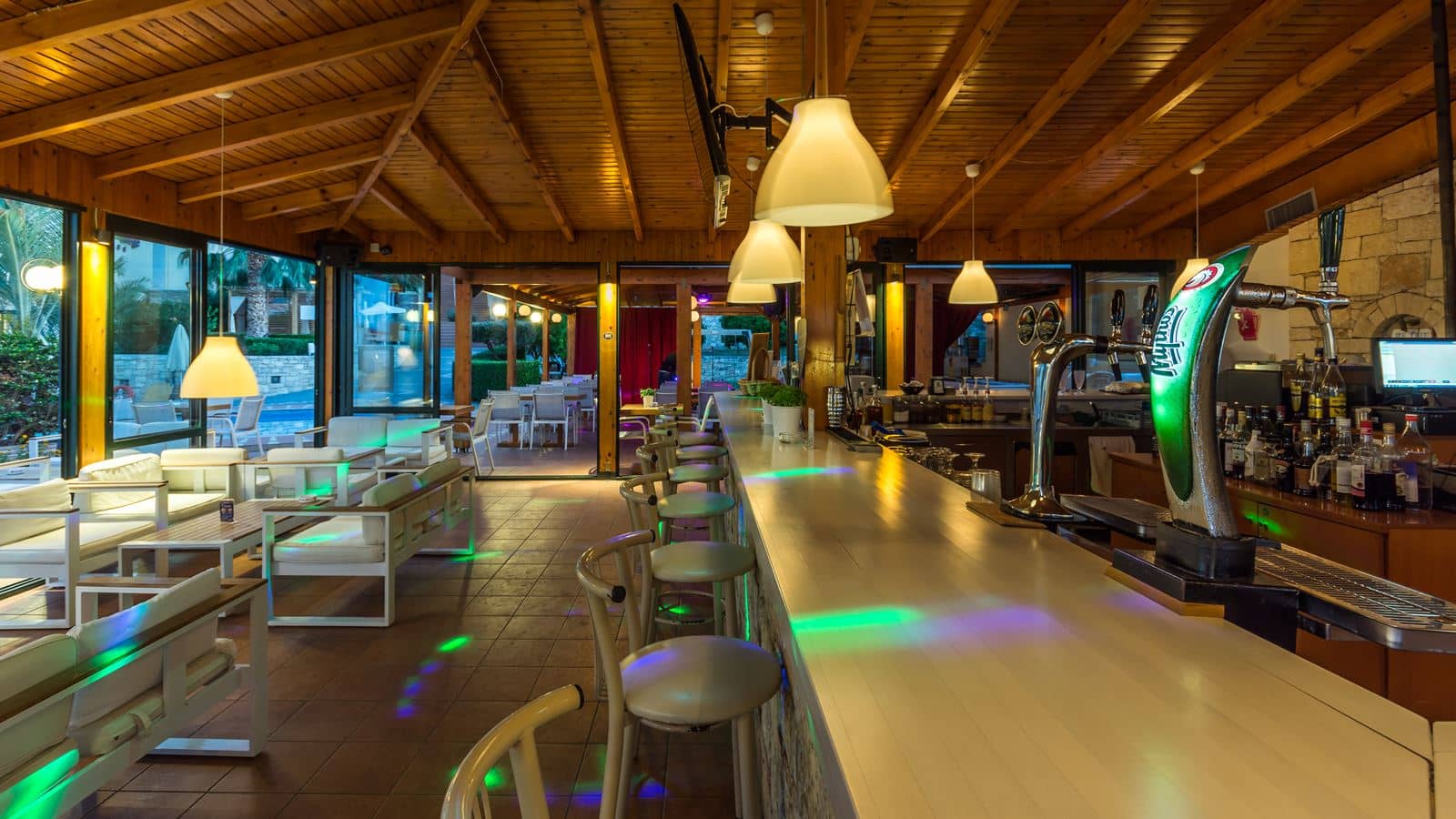 bars-pool-bar