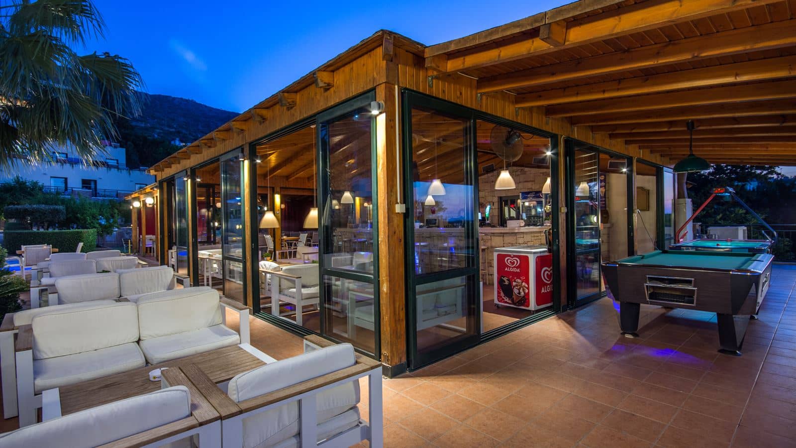 bars-pool-bar
