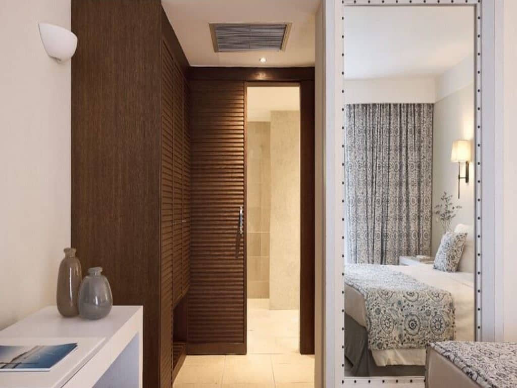 rooms-one-bedroom-bungalow-suite-sea-view