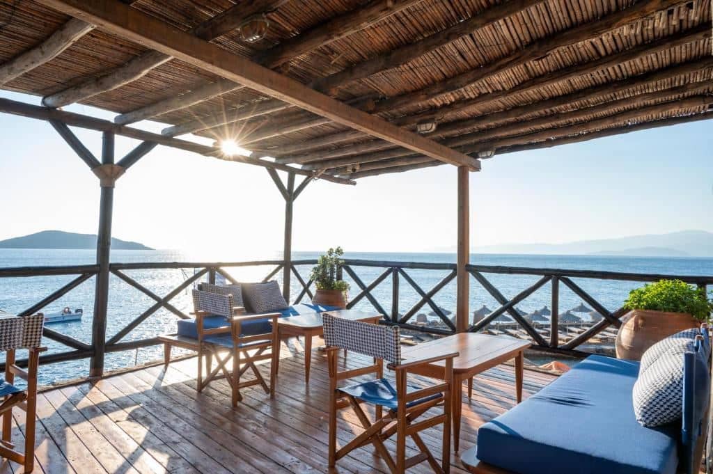 bars-beach-bar