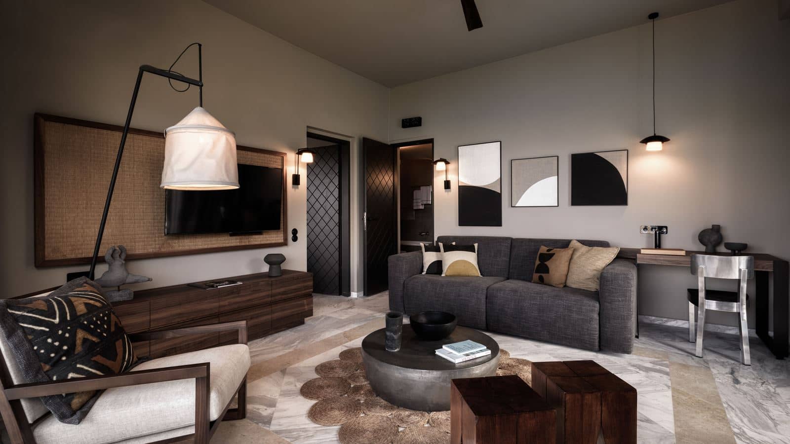 rooms-family-suite-sv-with-outdoor-jacuzzi