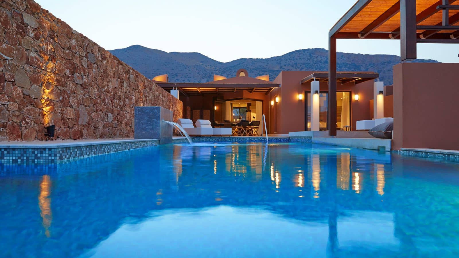 rooms-domes-luxury-residences-three-bedrooms-with-private-pool