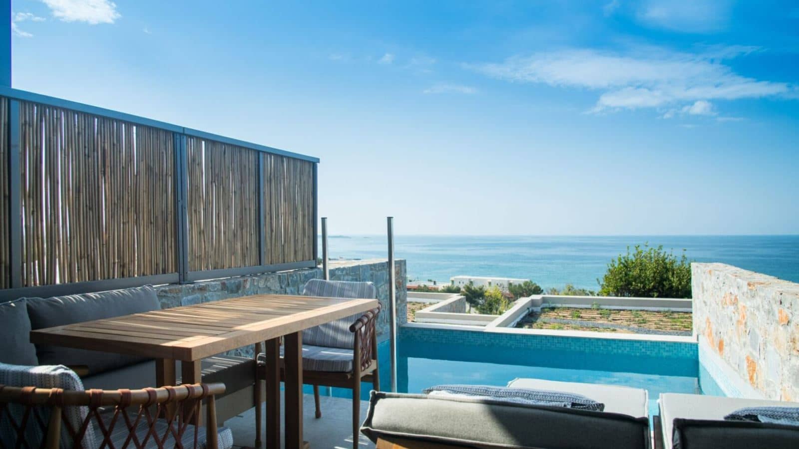 rooms-classic-double-seaview-privatepool